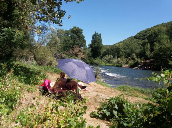 La Cazette camping aan de rivier